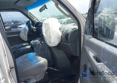 2005 Ford E-150 Commercial/Recreational из США, поврежденный, VIN 1FTRE14WX5HA69123